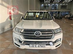 تۆیۆتا لاند کروزەر